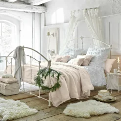 Betten|Betten^LOBERON Bett Canefield