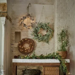 Lichtobjekte|Beleuchtete Weihnachtsdeko^LOBERON LED-Kranz Lorvaya