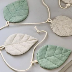 LOBERON Accessoires-Wimpelgirlande Glimmerleaf